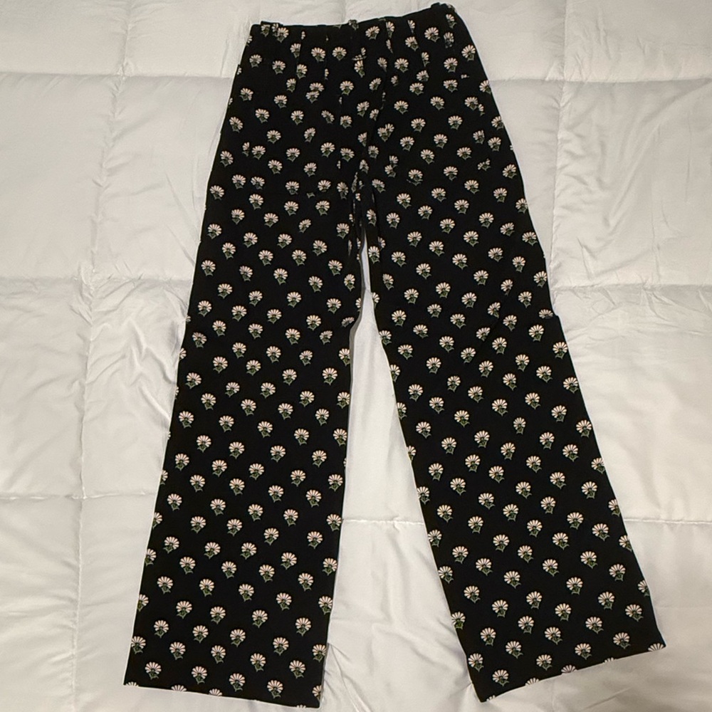 Maeve Black Wide-Leg Trousers with White Floral Print - Picture 5 of 6